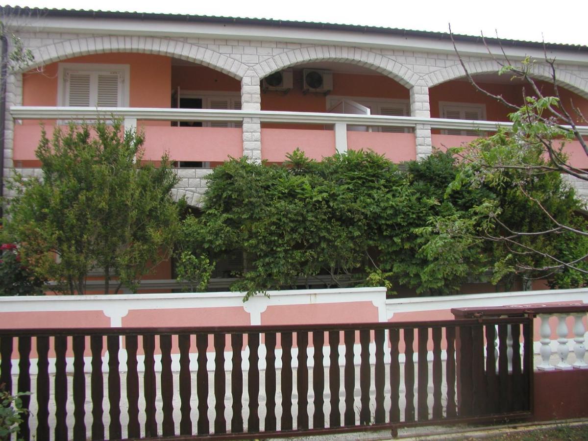Apartments By The Sea Vir - 19323 Exterior foto